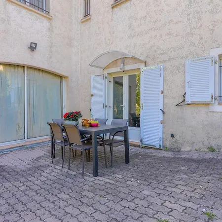 Apartment Au Soleil D'azur